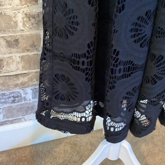 New York & Company sleeveless party dress. Size 4. Black with lace overlay. - Picture 11 of 16
